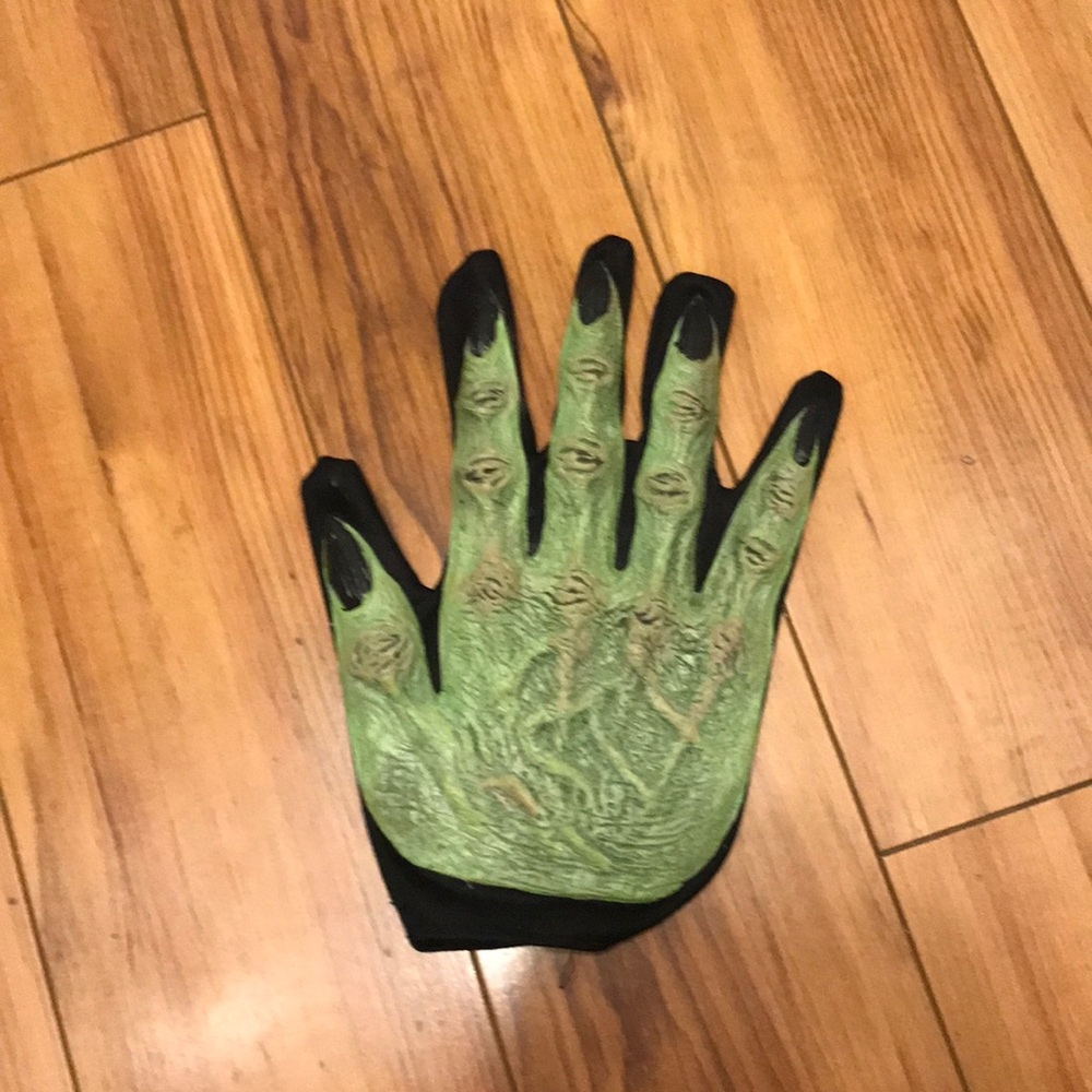 Halloween Gag Glove